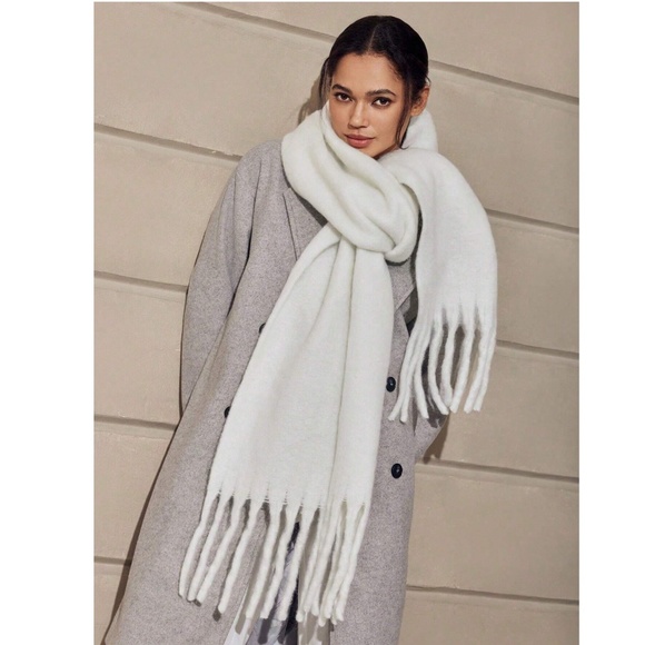 White Wide Shawl Scarf With Tassels Fuzzy Knit - Picture 1 of 17